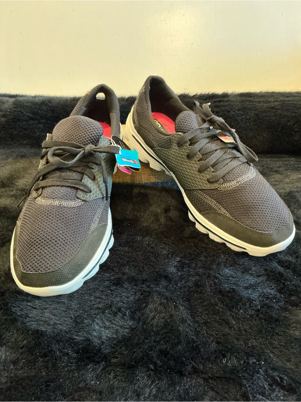 Skechers Women's Charcoal Gray Athletic Lace-Up Sneakers Size 9.5